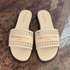 Christian Dior d-lane off white gold logo perforated flats slides sandals sz 38